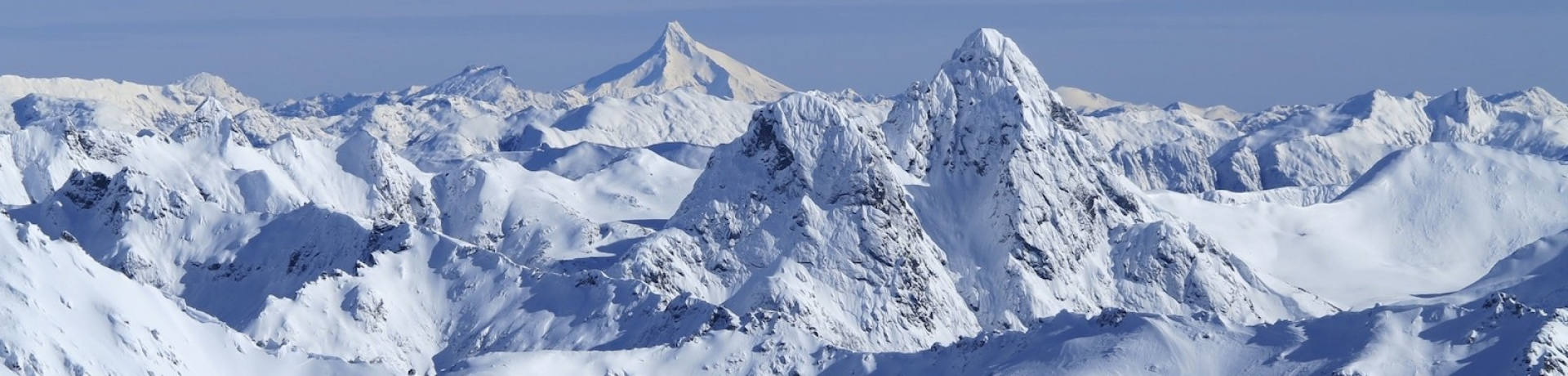 (text not found: contactBlockImageAlt)